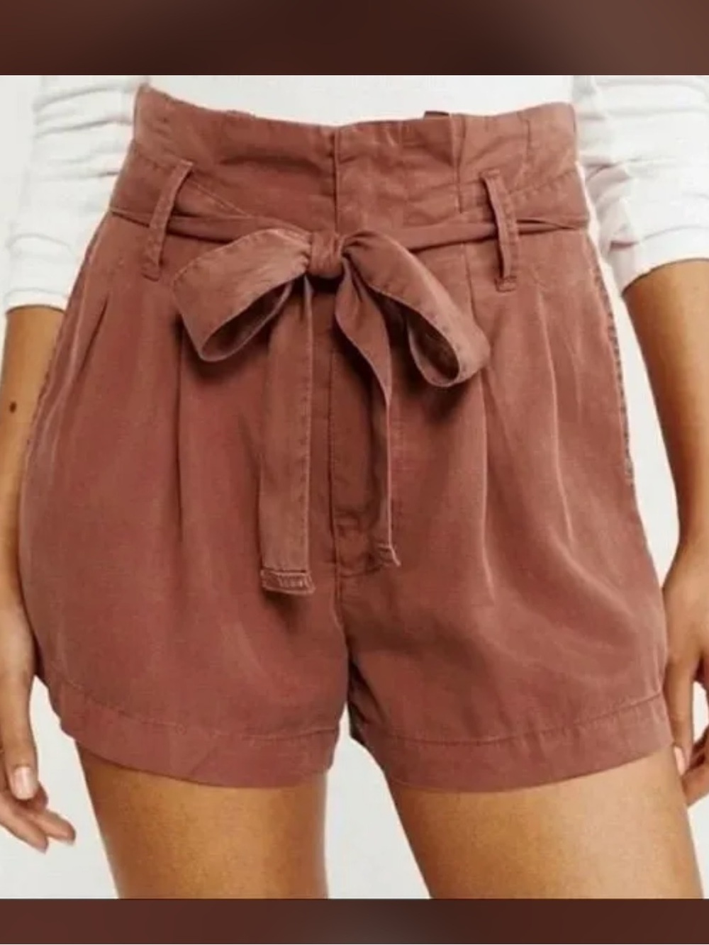 Abercrombie & Fitch High Waisted Paperbag Shorts Red